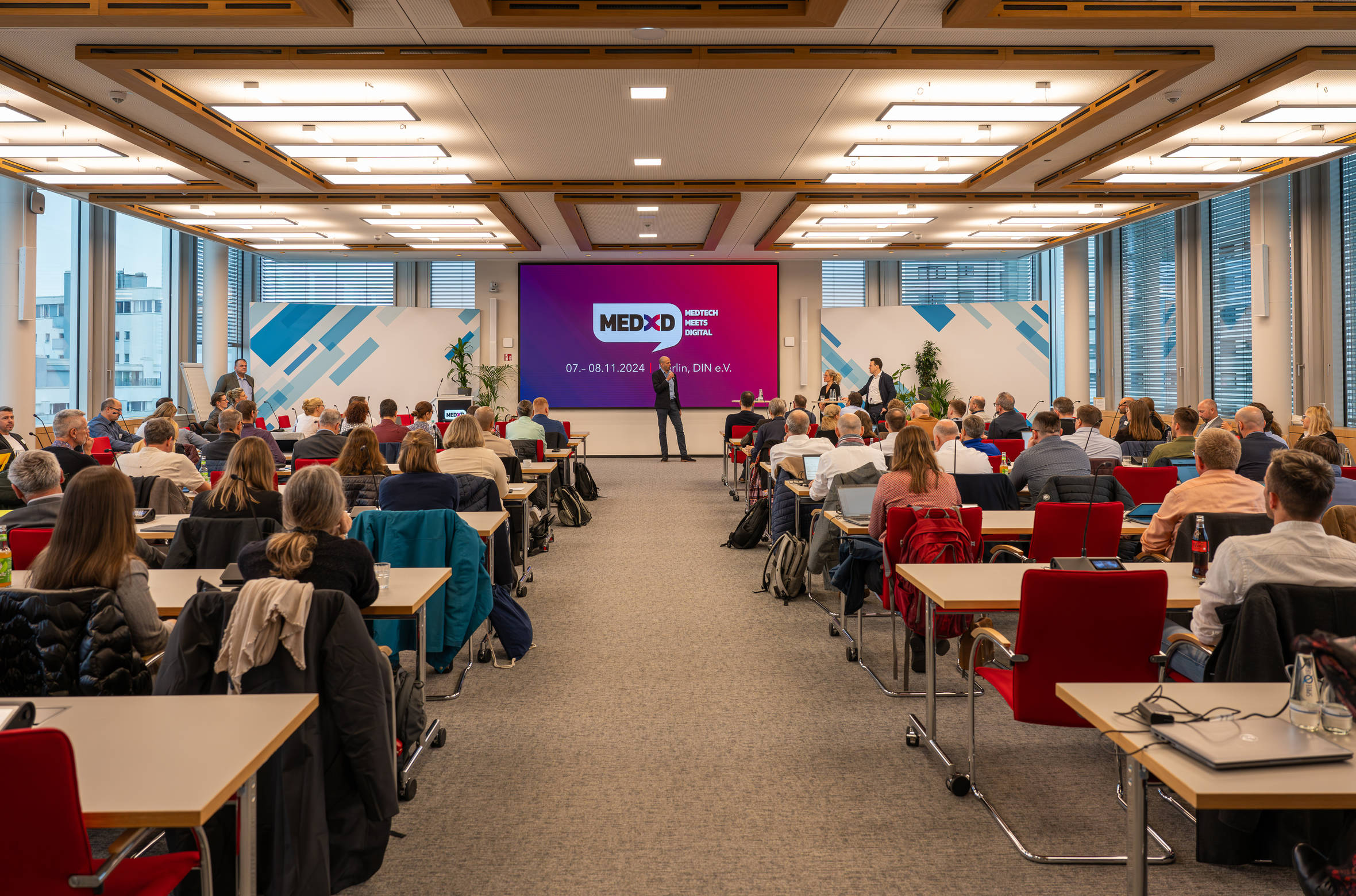 MEDxD_Eröffnung mit Sebastian Kriegsmann, Sarah Panten und Markus Pöttker_IPTC